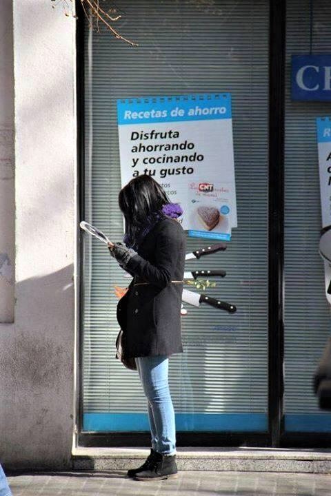 Los bancos y sus regalos, vía Lucía de la Fuente a través de twitter, 23 de marzo de 2013