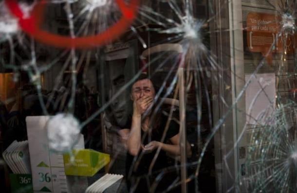 Barcelona Demonstrations; Emilio Morenatti. WPP2013; Contemporary Issues, 3rd prize singles Barcelona Demonstrations; Emilio Morenatti. WPP2013; Contemporary Issues, 3rd prize singles