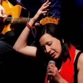 Rafeef Ziadah: «Nosotros enseñamos vida,&nbsp;señor»